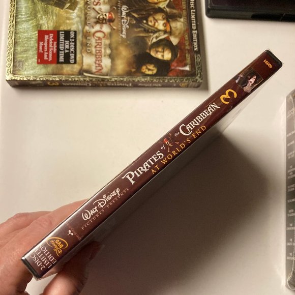 Pirates of the Caribbean: At World's End Two-Disc Limited Edition Slipjacket NIB - Picture 7 of 9